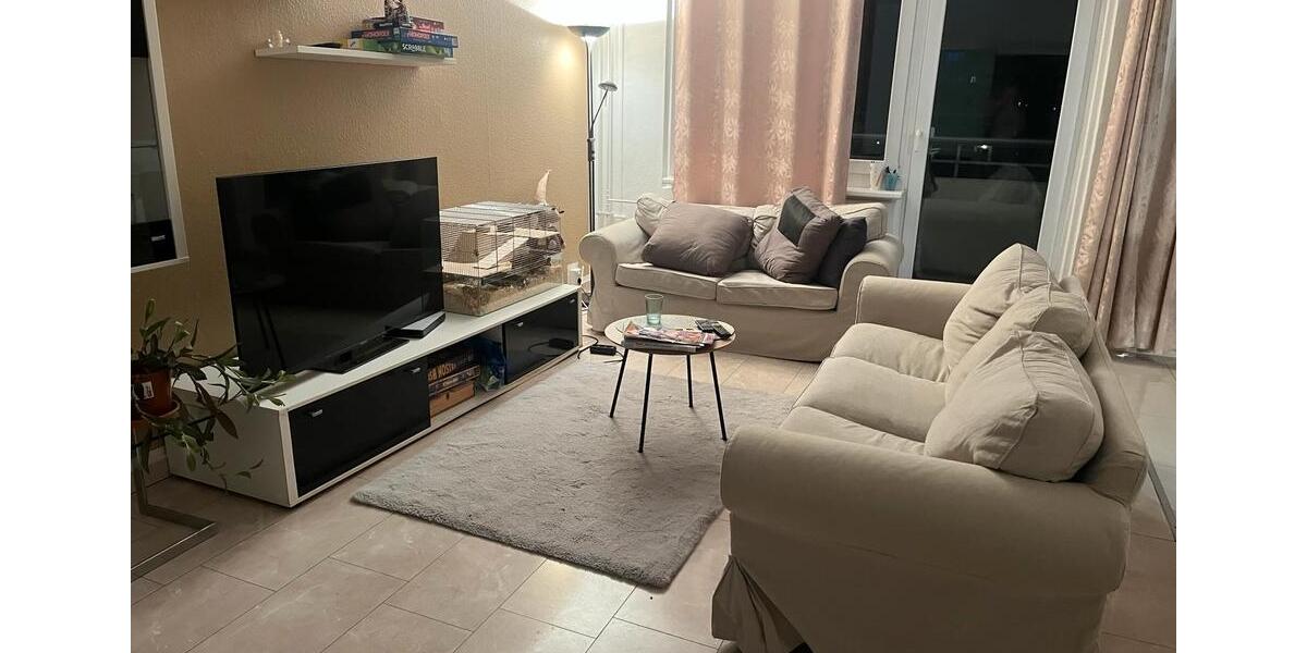 Etagenwohnung Berlin Lichtenberg - 1 Zimmer, 83 m&sup2;, 560&euro; | Angebot:25395894