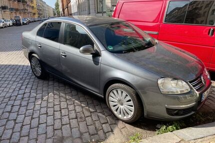 VW Jetta 147.317 km 5.900 &euro; Berlin 10969