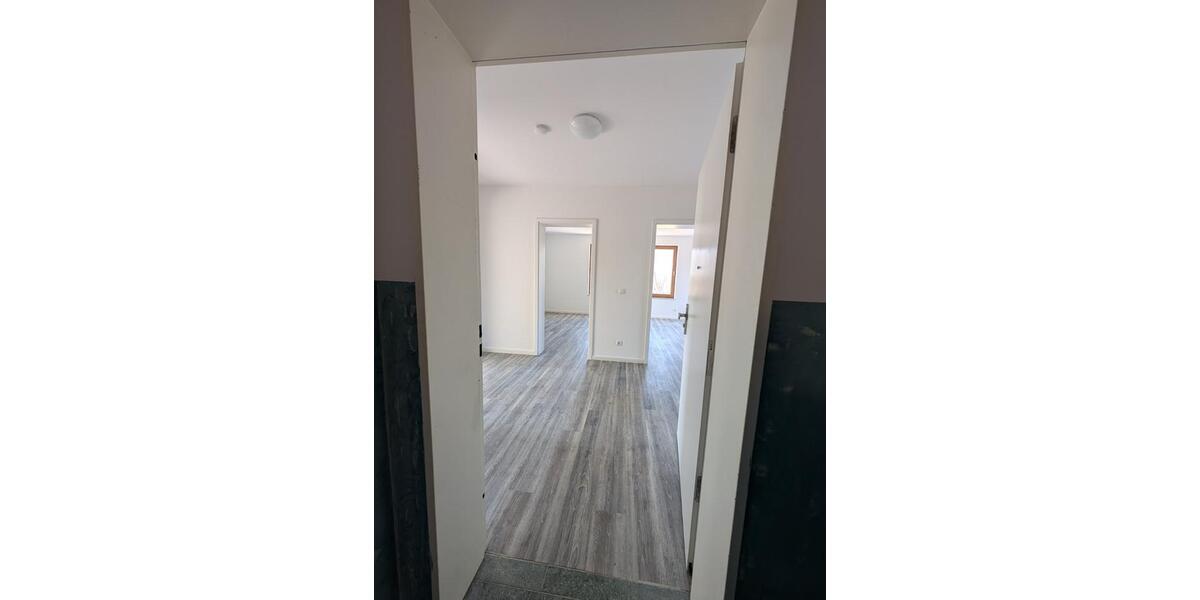 Etagenwohnung Ahrensfelde - 2 Zimmer, 73 m&sup2;, 900&euro; | Angebot:25891634