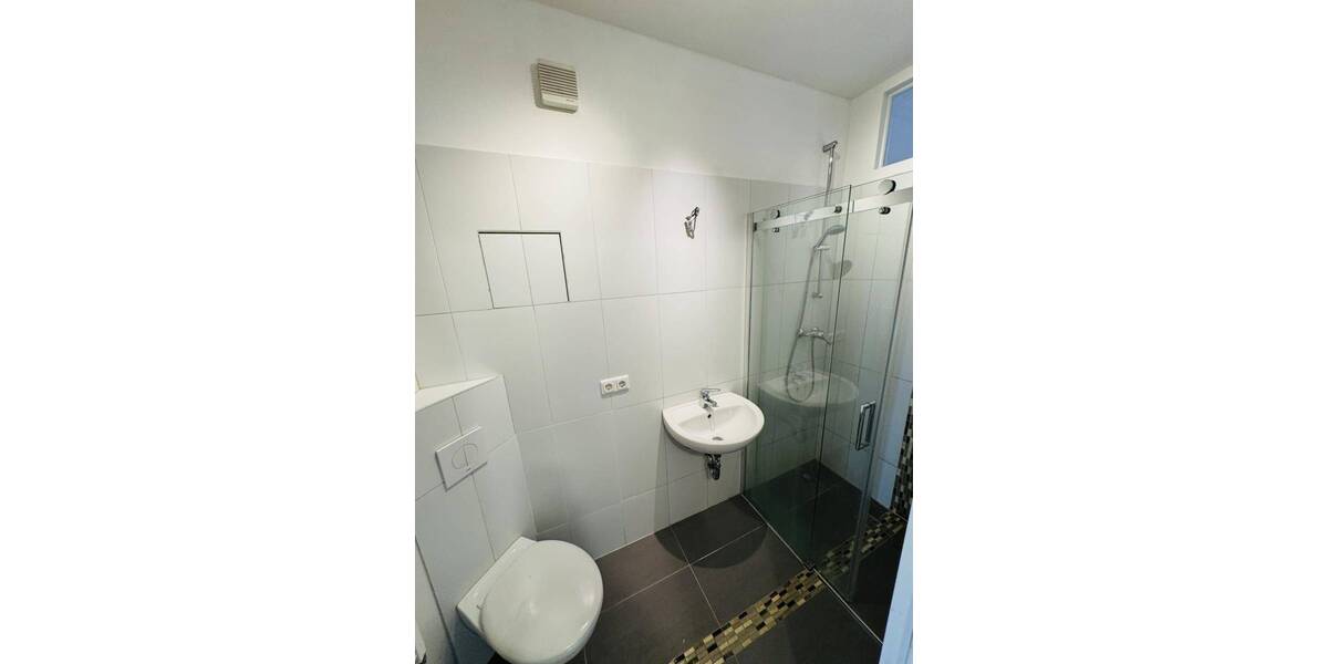 Etagenwohnung Berlin Kreuzberg - 2 Zimmer, 61 m&sup2;, 1.400&euro; | Angebot:26308711