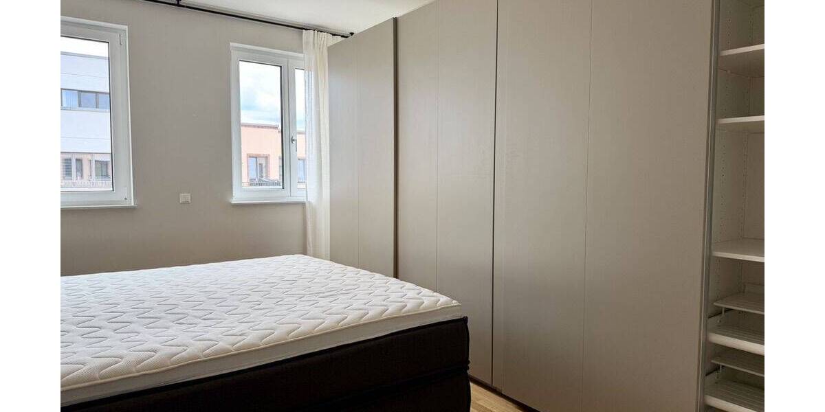 Etagenwohnung Berlin Karlshorst - 2 Zimmer, 76 m&sup2;, 1.650&euro; | Angebot:26879351