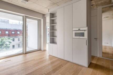 AM TACHELES: SUITES Die Essenz des Wohnens 2 zimmer