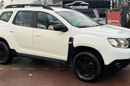 Dacia Duster 83.644 km 11.990 &euro; BERLIN 13127