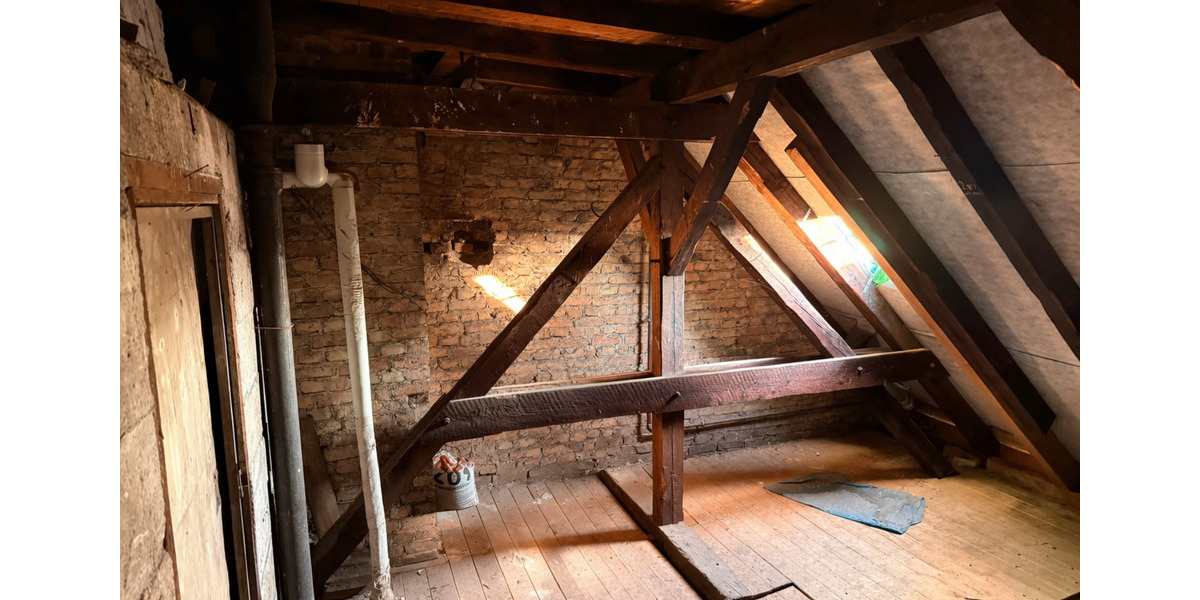 Dachgeschoßwohnung Berlin Charlottenburg-Wilmersdorf - 3 Zimmer, 170 m&sup2;, 345.000&euro; | Angebot:25839749