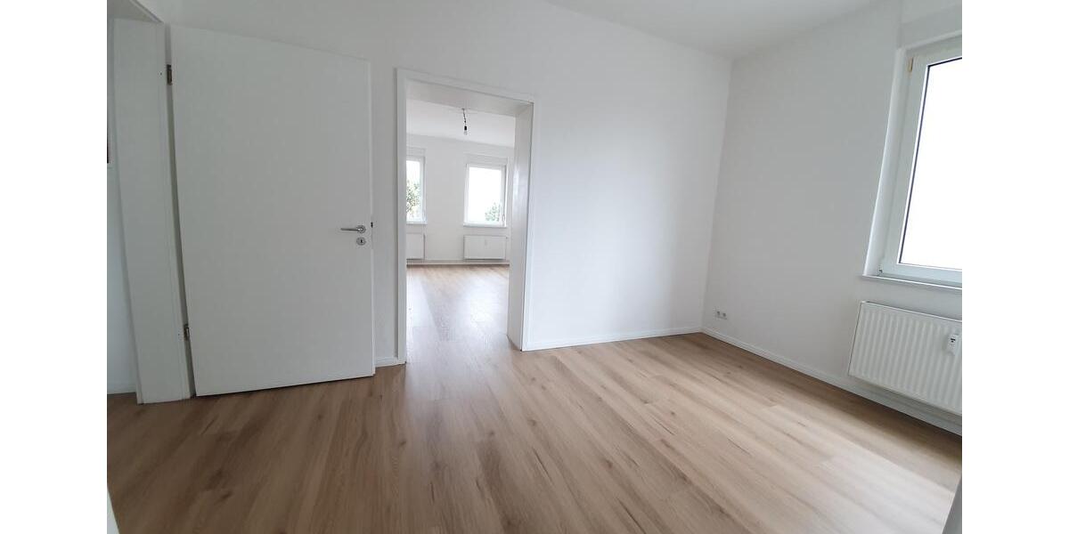 Etagenwohnung Velten - 2.5 Zimmer, 81 m&sup2;, 1.025&euro; | Angebot:26003509