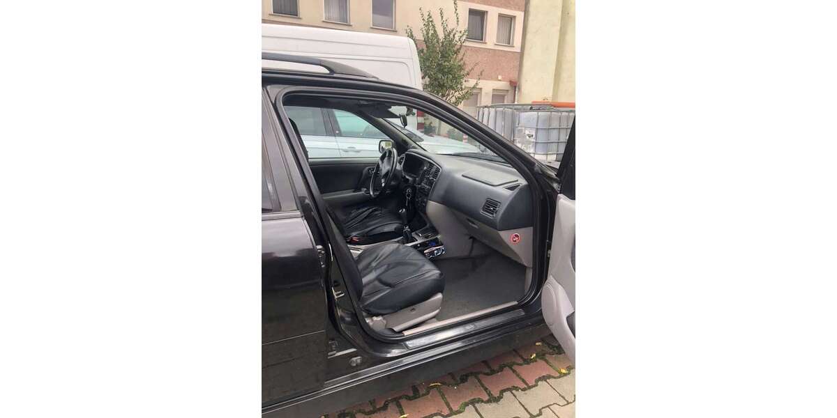 Nissan Primera 380.000 km 1.400 &euro; Berlin 10247