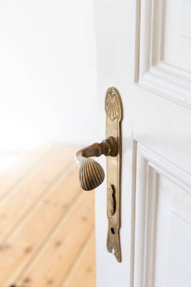 INVEST: vermietete 2-Zimmer-AltbauWohnung in ruhiger Lage in Steglitz-Zehlendorf!