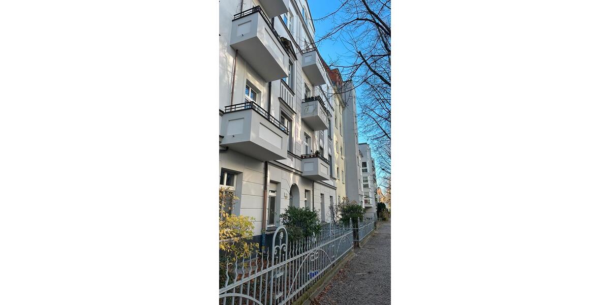 Etagenwohnung Berlin Treptow-Köpenick - 1 Zimmer, 35 m&sup2;, 730&euro; | Angebot:25976148