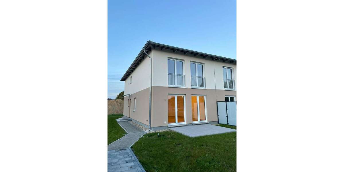 Haus zum Mieten in Schöneiche 2.100 € 140 m² 5 zimmer