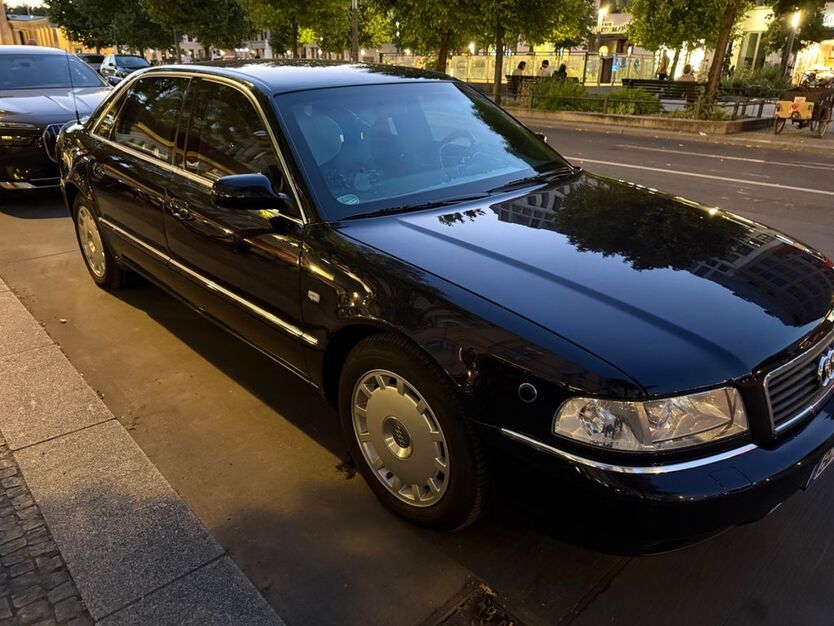 Audi A8 59.000 km 35.000 € Berlin 10711