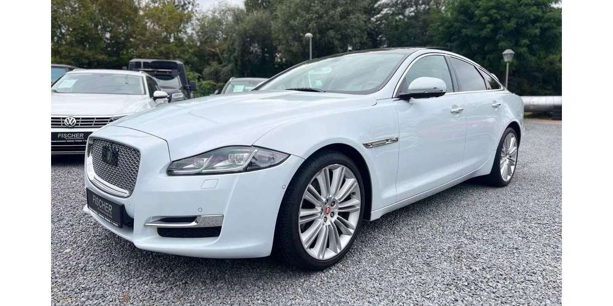 Jaguar XJ 94.011 km 19.890 &euro; Potsdam 14482