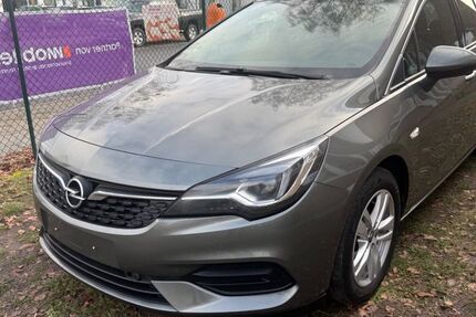 Opel Astra 106.000 km 12.999 &euro; Berlin 12277
