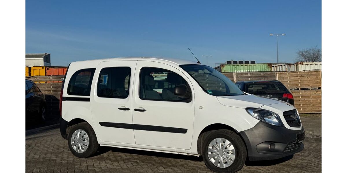 Mercedes-Benz Citan 168.417 km 10.900 &euro; Berlin 12099