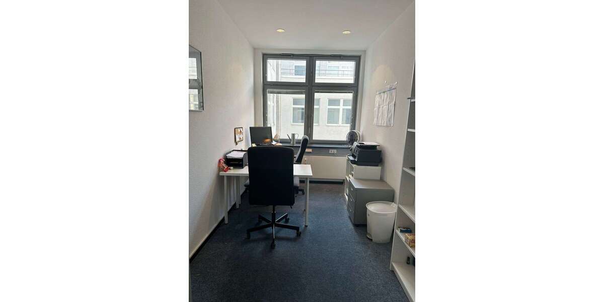 Büro in Schönefeld 430 € 20.19 m² zimmer