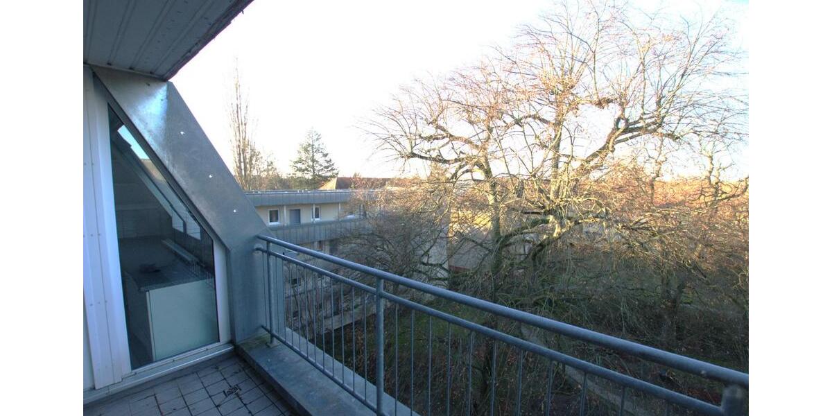 Dachgeschoßwohnung Berlin Spandau - 2 Zimmer, 59 m&sup2;, 189.000&euro; | Angebot:25753575