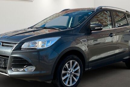 Ford Kuga 83.746 km 9.499 &euro; Berlin 12681