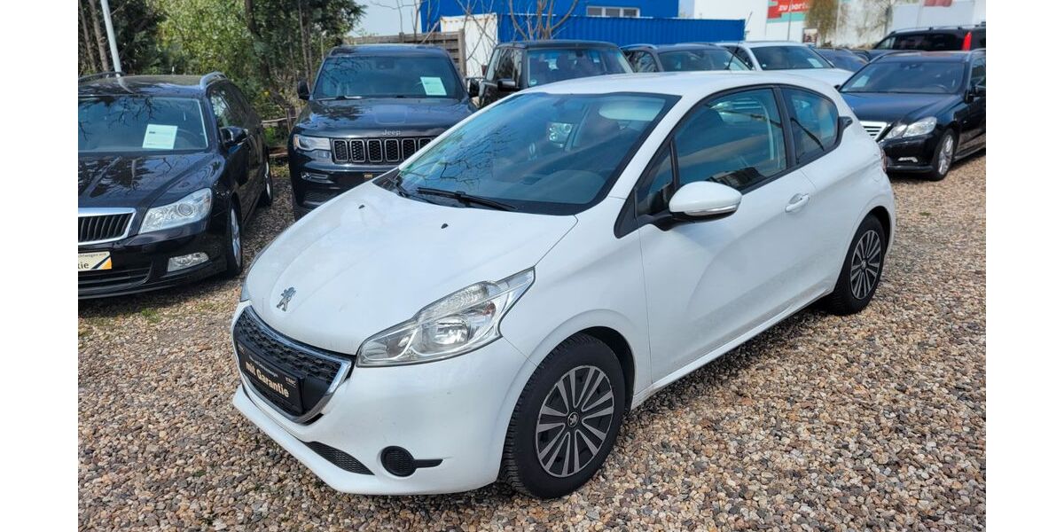 Peugeot 208 180.352 km 3.500 &euro; Potsdam 14480