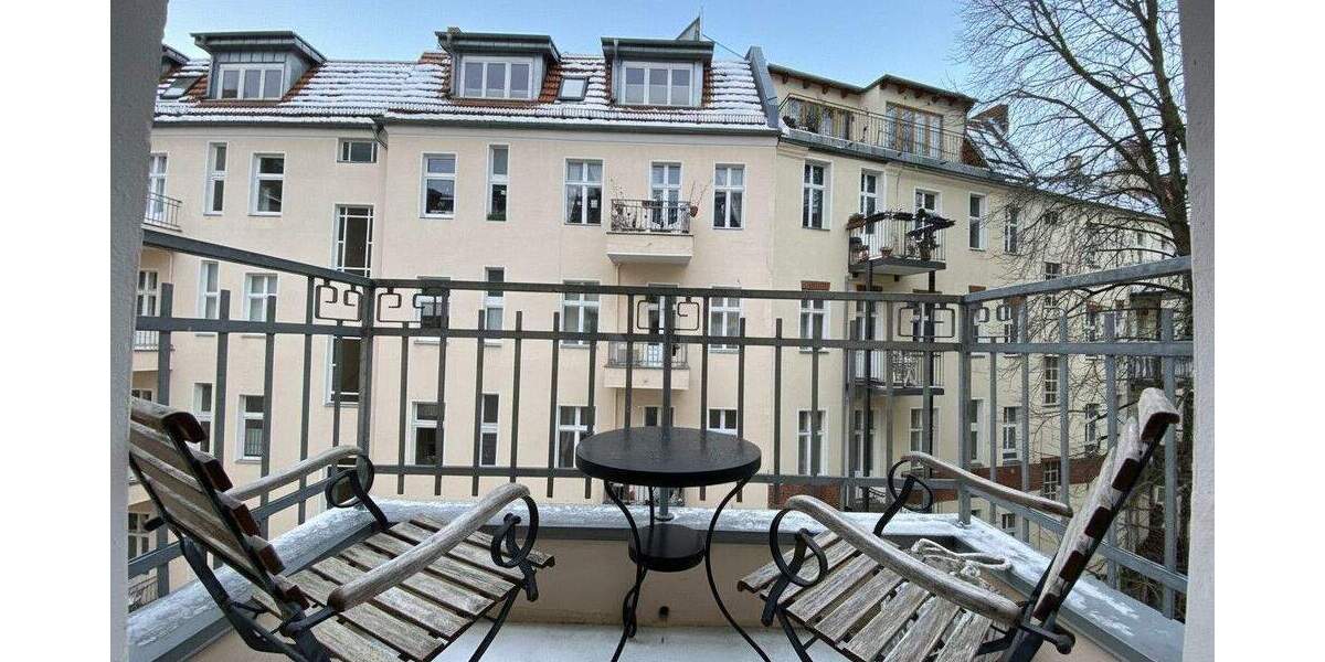 Etagenwohnung Berlin Charlottenburg - 2 Zimmer, 65 m&sup2;, 1.200&euro; | Angebot:24820205