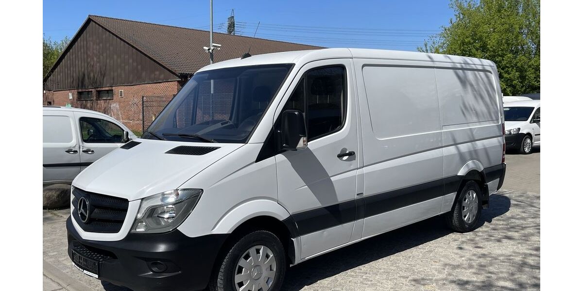 Mercedes-Benz Sprinter 150.000 km 15.946 &euro; Berlin 12681