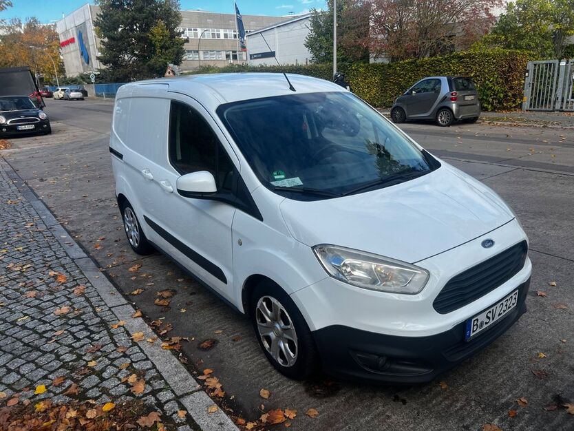 Ford Transit Courier 164.485 km 6.000 € Berlin 13351