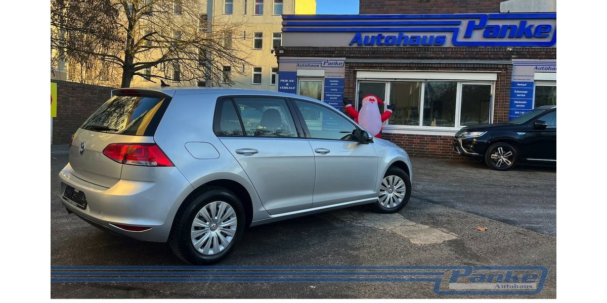 VW Golf VII BMT*Navi*Tempo*SHZ*Tel.*Touch* 120.529 km 9.990 &euro; Berlin 13187