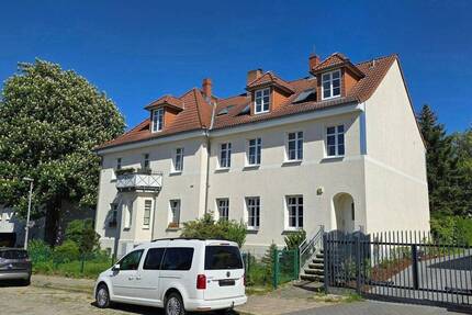 Vermietetes, energetisch saniertes 3-Familienhaus in Berlin-Altglienicke