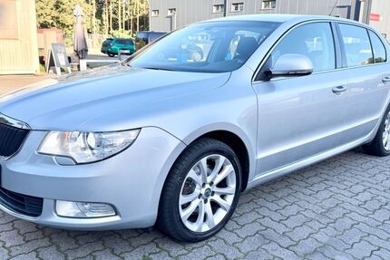 Skoda Superb 198.000 km 4.999 € Potsdam 14480