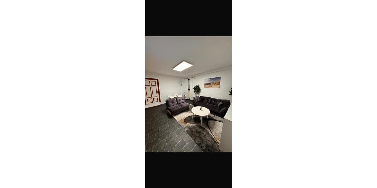 Erdgeschoßwohnung Berlin Friedrichshain-Kreuzberg - 3 Zimmer, 125 m&sup2;, 1.800&euro; | Angebot:26522207
