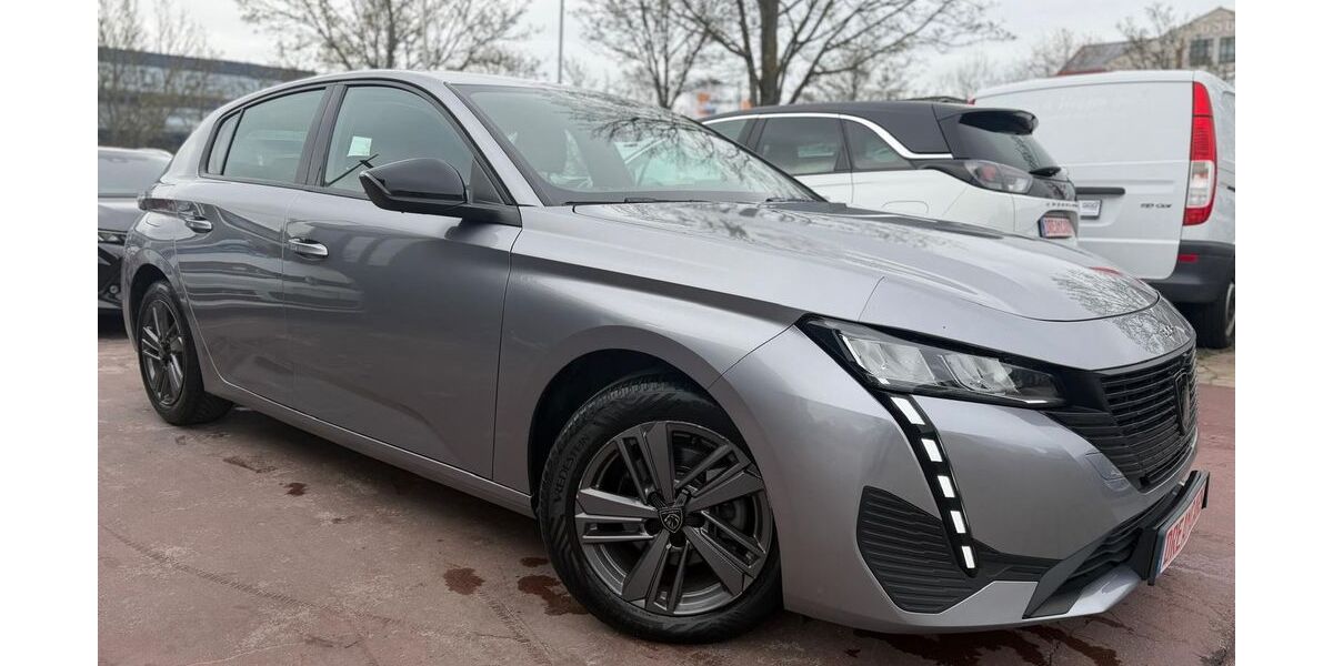 Peugeot 308 50.000 km 15.990 &euro; Bad Saarow 15526