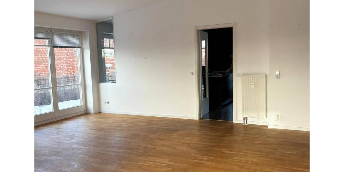 Etagenwohnung Berlin Marzahn-Hellersdorf - 2 Zimmer, 110 m&sup2;, 1.249&euro; | Angebot:24437633