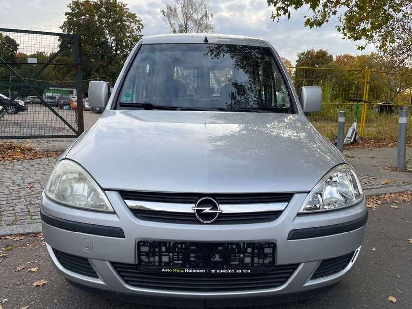 Opel Combo 202.000 km 2.980 € Berlin 12109