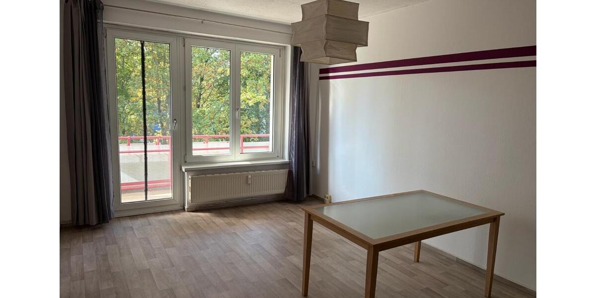 Etagenwohnung Berlin Treptow-Köpenick - 3 Zimmer, 57 m&sup2;, 559&euro; | Angebot:27713912
