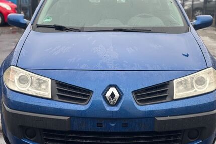 Renault Megane 72.618 km 2.990 &euro; Wildau 15745