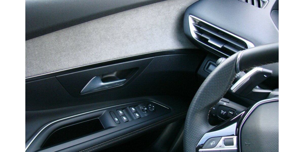 Peugeot 3008 1.2 PureTech GT ACC LED Pano 360º 14.773 km 24.980 &euro; Falkensee 14612