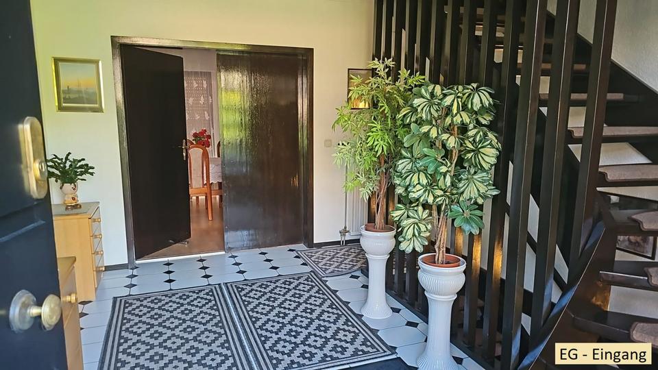 Einfamilienhaus Berlin Spandau - 9 Zimmer, 245 m&sup2;, 829.000&euro; | Angebot:27130466