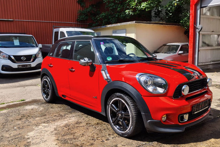 Mini Cooper_S_COUNTRYMAN_JWC_Kit_All4_Navi_Schiebed. 116.200 km 7.900 &euro; Berlin 10247
