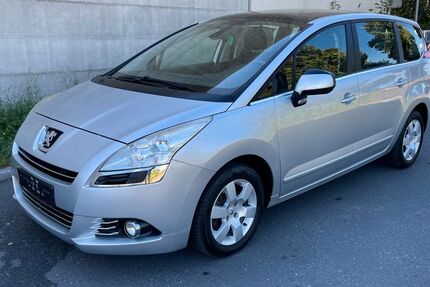 Peugeot 5008 199.000 km 2.499 € Berlin 12057