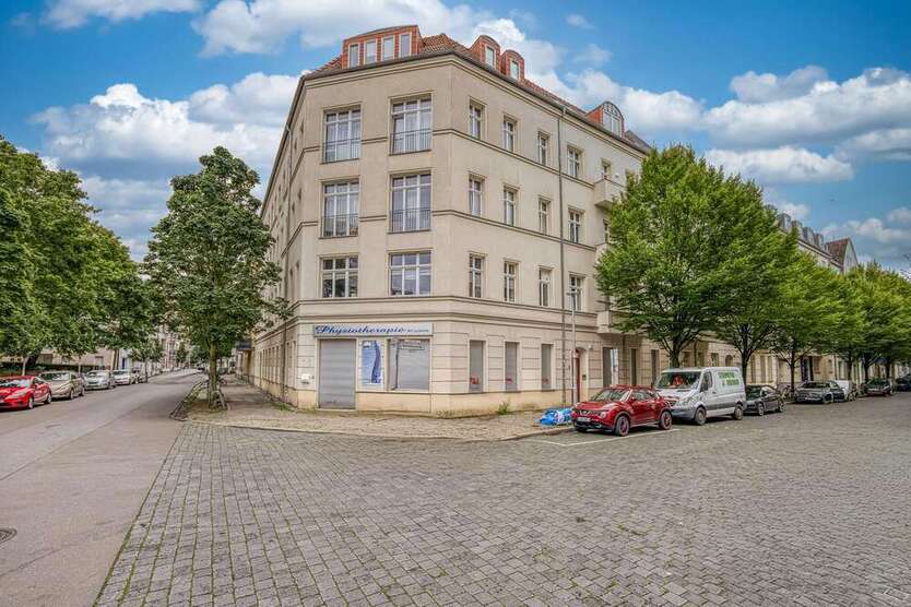 Wohnung zum Kaufen in Berlin 365.000 € 121.71 m²