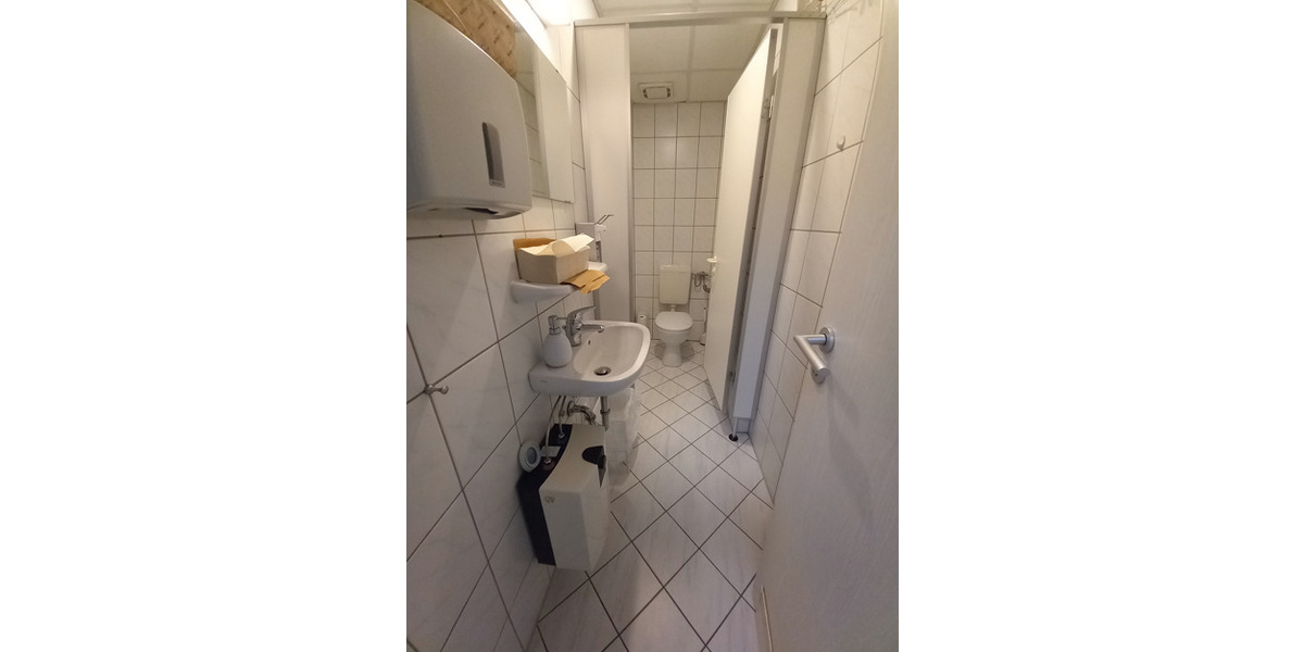 Gewerbeobjekt Berlin Adlershof - 5 Zimmer, 167 m&sup2;, 1.671&euro; | Angebot:26029184