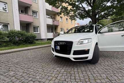 Audi Q7 280.000 km 10.499 &euro; Berlin 13409