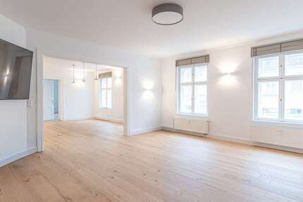 Wohnung Berlin Mitte - 5 Zimmer, 170 m&sup2;, 2.700&euro; | Angebot:24435960