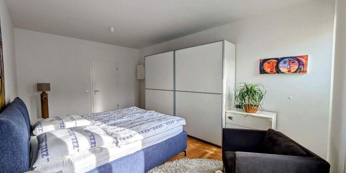 Etagenwohnung Potsdam Nördliche Innenstadt - 3 Zimmer, 129 m&sup2;, 2.200&euro; | Angebot:25760449