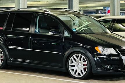 VW Touran 284.000 km 6.399 &euro; Ludwigsfelde 14974