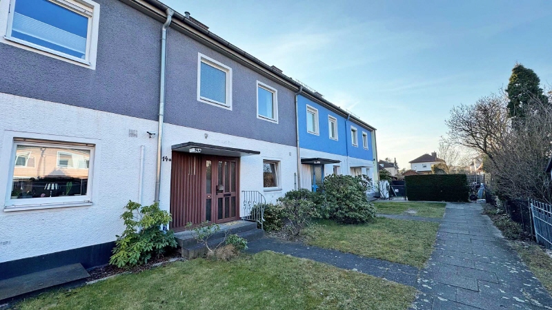 VERKAUFT - familienfreundliches Haus mit Modernisierungsbedarf - Reihenmittelhaus Berlin Neukölln | Angebot:18991370