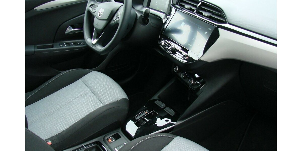 Opel Corsa-e e Edition Long Range Totwinkel Volldigital 1.999 km 24.980 &euro; Falkensee 14612