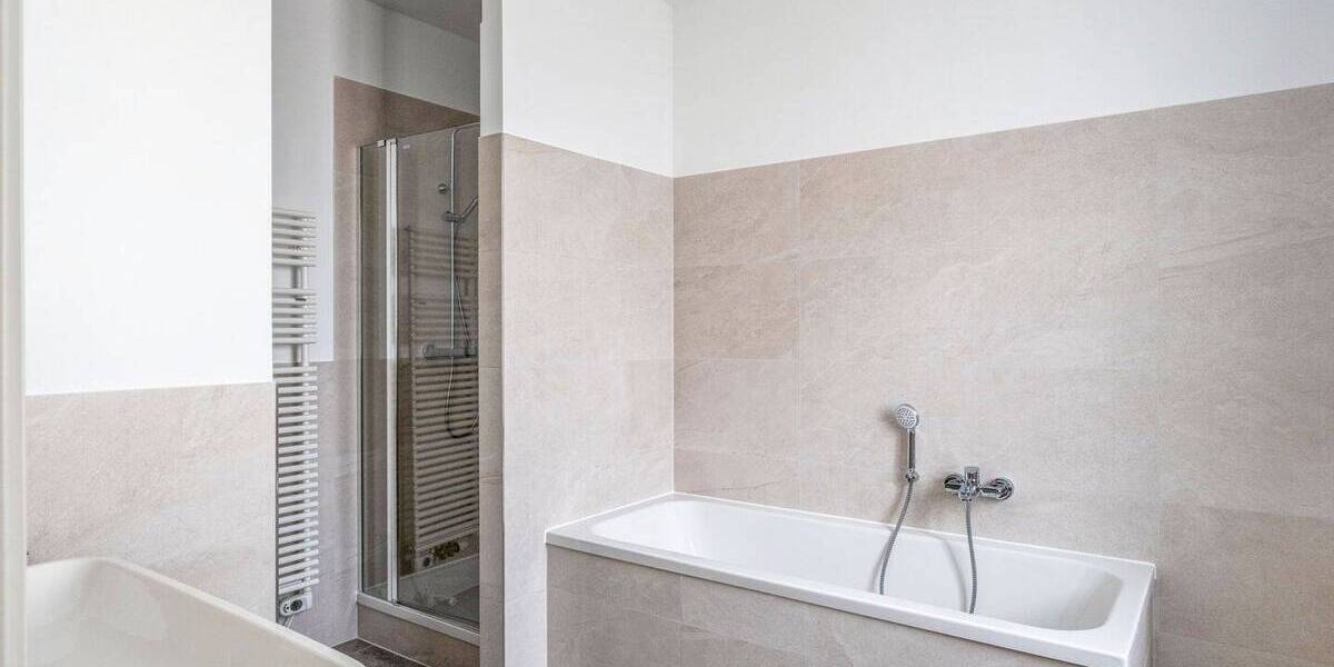 Etagenwohnung Berlin Kreuzberg - 5 Zimmer, 251 m&sup2;, 4.200&euro; | Angebot:26392789