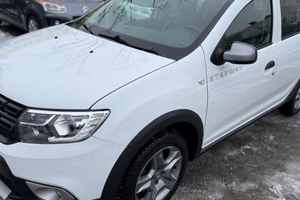 Dacia Sandero 100.000 km 7.650 &euro; Berlin Wittenau -Reinickendorf 13407