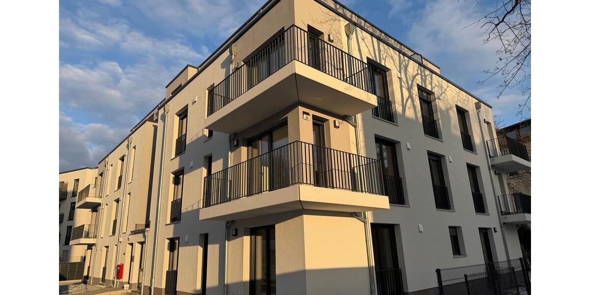 Dachgeschoßwohnung Berlin Treptow-Köpenick - 2 Zimmer, 65 m&sup2;, 1.430&euro; | Angebot:22987352