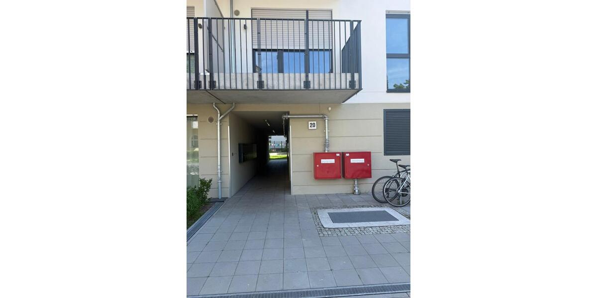 Etagenwohnung Berlin Lichtenberg - 2 Zimmer, 64 m&sup2;, 1.300&euro; | Angebot:26225057