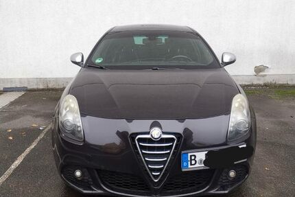 Alfa Romeo Giulietta 270.000 km 4.490 &euro; Berlin 10555